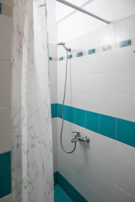 Aegina Town Apartment , With Private Parking מראה חיצוני תמונה